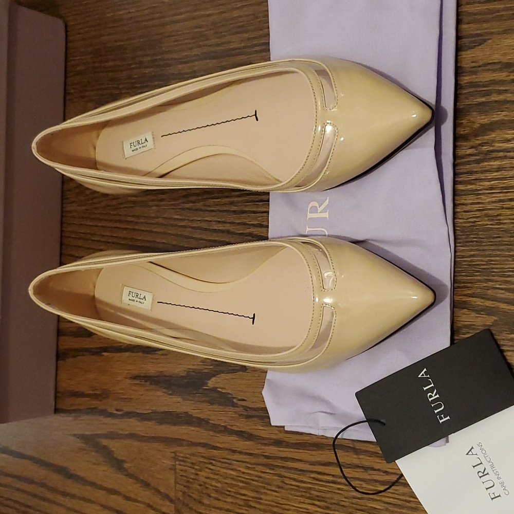 Furla Beige Patent Pointed-Toe Flats